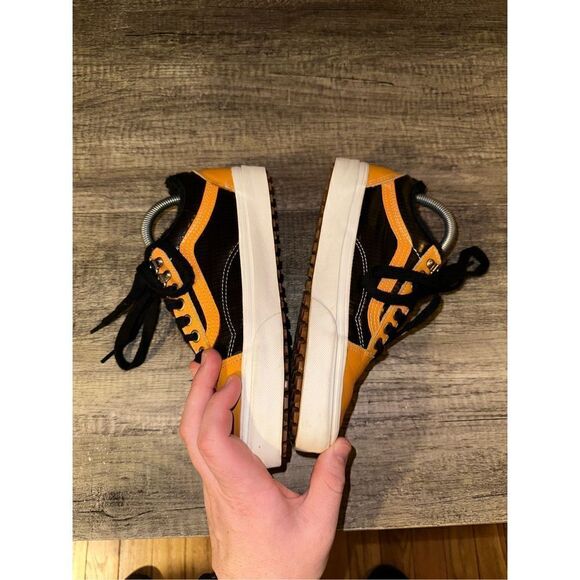 Vans Old Skool MTE Mens Size 6.5 and Women’s 8 Leather All Weather Skate Apricot - Picture 6 of 9
